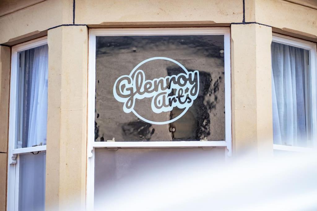 Glenroy Arts Gallery Meets Living Space 卡迪夫 外观 照片